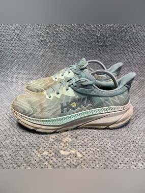 Hoka One One Challenger ATR 7 Wide Shoes Size 9.5 Women’s